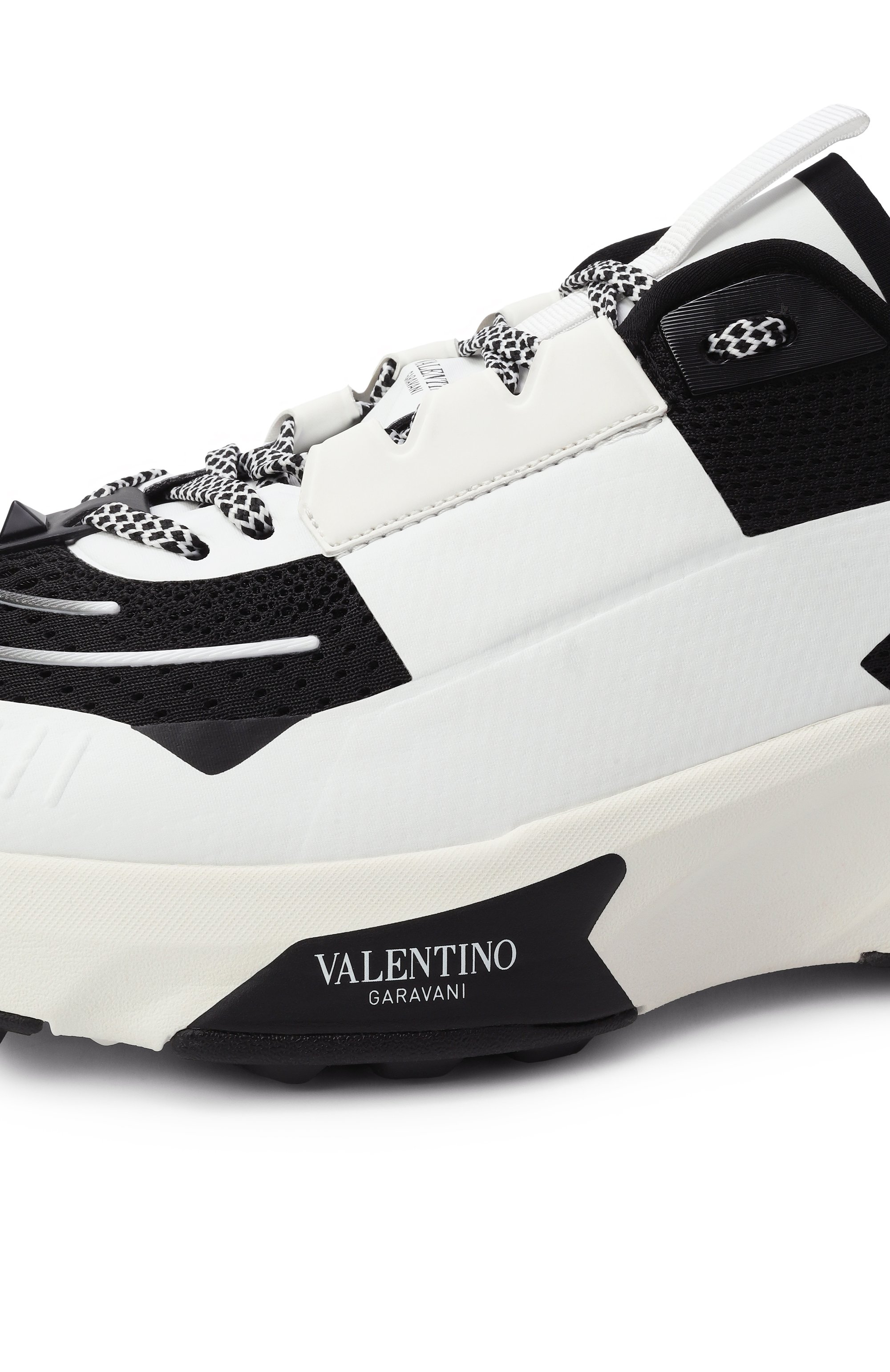 Текстильные кроссовки true act VALENTINO черно-белого цвета по цене 99900 руб., арт. 6Y2S0H96/PTN, фото 7 Текстильные кроссовки true act VALENTINO, арт. 6Y2S0H96/PTN, фото 7