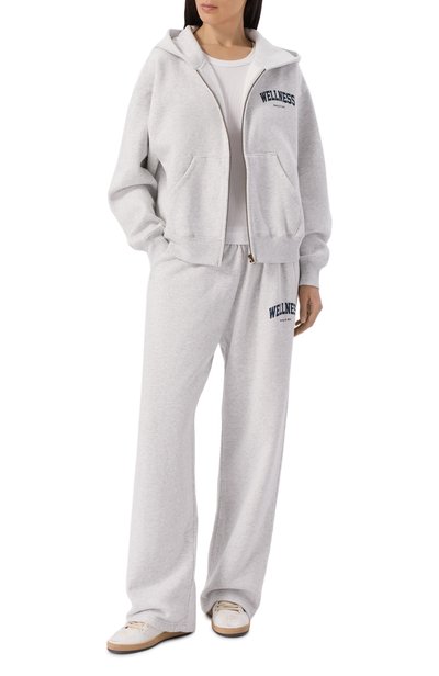 Хлопковые брюки SPORTY AND RICH серого цвета по цене 32200 руб., арт. PA07173001GY03, фото 2 Хлопковые брюки SPORTY AND RICH, арт. PA07173001GY03, фото 2