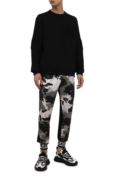 Хлопковый свитшот BURBERRY черного цвета по цене 72200 руб., арт. 8045498, фото 2 Хлопковый свитшот BURBERRY, арт. 8045498, фото 2