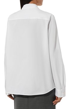 Женская хлопковая рубашка JIL SANDER белого цвета, арт. J04DL0003/J45001 | Фото 4 (Длина (для топов): Удлиненные; Рукава: Длинные; Материал внешний: Хлопок; Женское Кросс-КТ: Рубашка-одежда; Принт: Без принта; Материал сплава: Проставлено; Драгоценные камни: Проставлено; Стили: Классический)