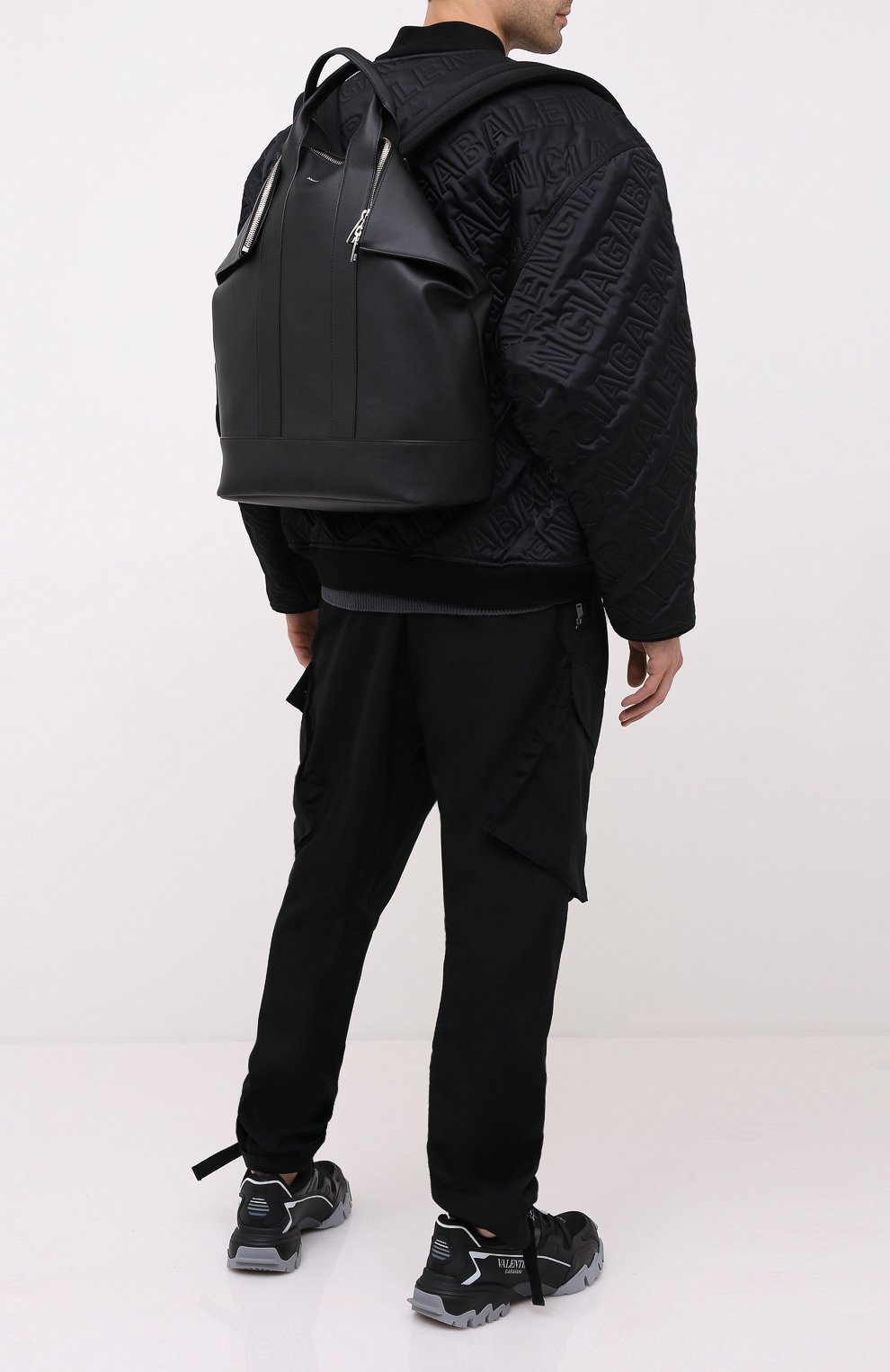 Кожаный рюкзак ALEXANDER MCQUEEN черного цвета по цене 195500 руб., арт. 548663/1C0GN, фото 2 Кожаный рюкзак ALEXANDER MCQUEEN, арт. 548663/1C0GN, фото 2