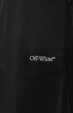 Мужские плавки-шорты OFF-WHITE черного цвета, арт. 0MFD008F23FAB003 | Фото 4 (Принт: Без принта; Материал внешний: Синтетический материал; Материал сплава: Проставлено; Нос: Не проставлено; Мужское Кросс-КТ: плавки-шорты; Материал подклада: Синтетический материал)