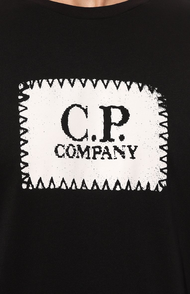 Мужская хлопковый лонгслив C.P. COMPANY черного цвета, арт. 15CMTS043A005100W | Фото 5 (Рукава: Длинные; Длина (для топов): Стандартные; Материал внешний: Хлопок; Принт: С принтом; Стили: Минимализм; Кросс-КТ: Джерси; Мужское Кросс-КТ: Футболка-одежда)