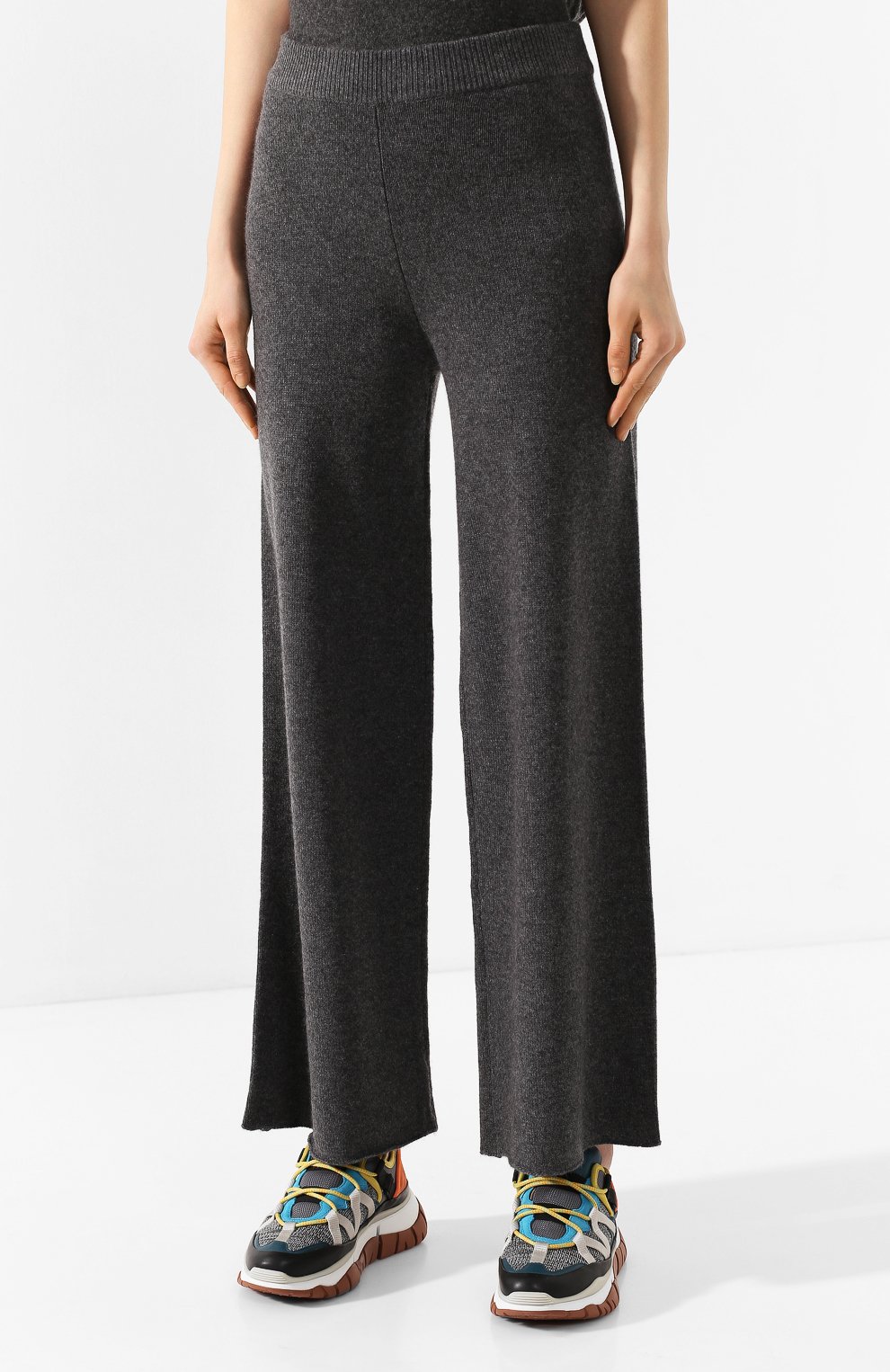 Кашемировые брюки NOT SHY серого цвета по цене 47700 руб., арт. 3501032C, фото 3 Кашемировые брюки NOT SHY, арт. 3501032C, фото 3