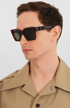 Женские солнцезащитные очки CELINE EYEWEAR коричневого цвета, арт. CL40130I 52N | Фото 3 (Региональные ограничения белый список (Axapta Mercury): Не проставлено, RU; Нос: Не проставлено; Материал: Пластик; Тип очков: С/з; Очки форма: Квадратные, Прямоугольные; Оптика Гендер: оптика-же�нское)