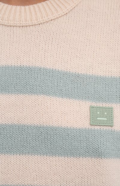 Шерстяной свитер ACNE STUDIOS светло-бежевого цвета по цене 28500 руб., арт. C60041/W, фото 5 Шерстяной свитер ACNE STUDIOS, арт. C60041/W, фото 5