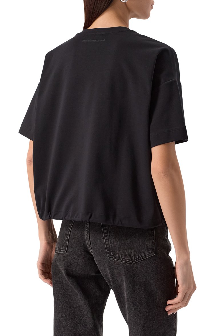 Женская хлопковая футболка EMPORIO ARMANI черного цвета, арт. EW000891/AF12545 | Фото 4 (Драгоценные камни: Проставлено; Длина (для топов): Стандартные; Материал внешний: Хлопок; Рукава: Короткие; Материал сплава: Проставлено; Принт: Без принта; Стили: Кэжуэл; Женское Кросс-КТ: Футболка-одежда)