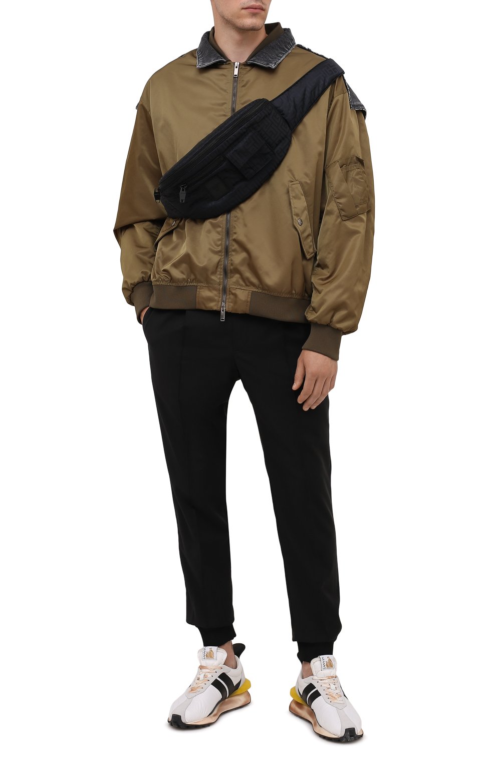 Текстильная поясная сумка BALMAIN черного цвета по цене 83350 руб., арт. WM1AB154/TNJM, фото 2 Текстильная поясная сумка BALMAIN, арт. WM1AB154/TNJM, фото 2