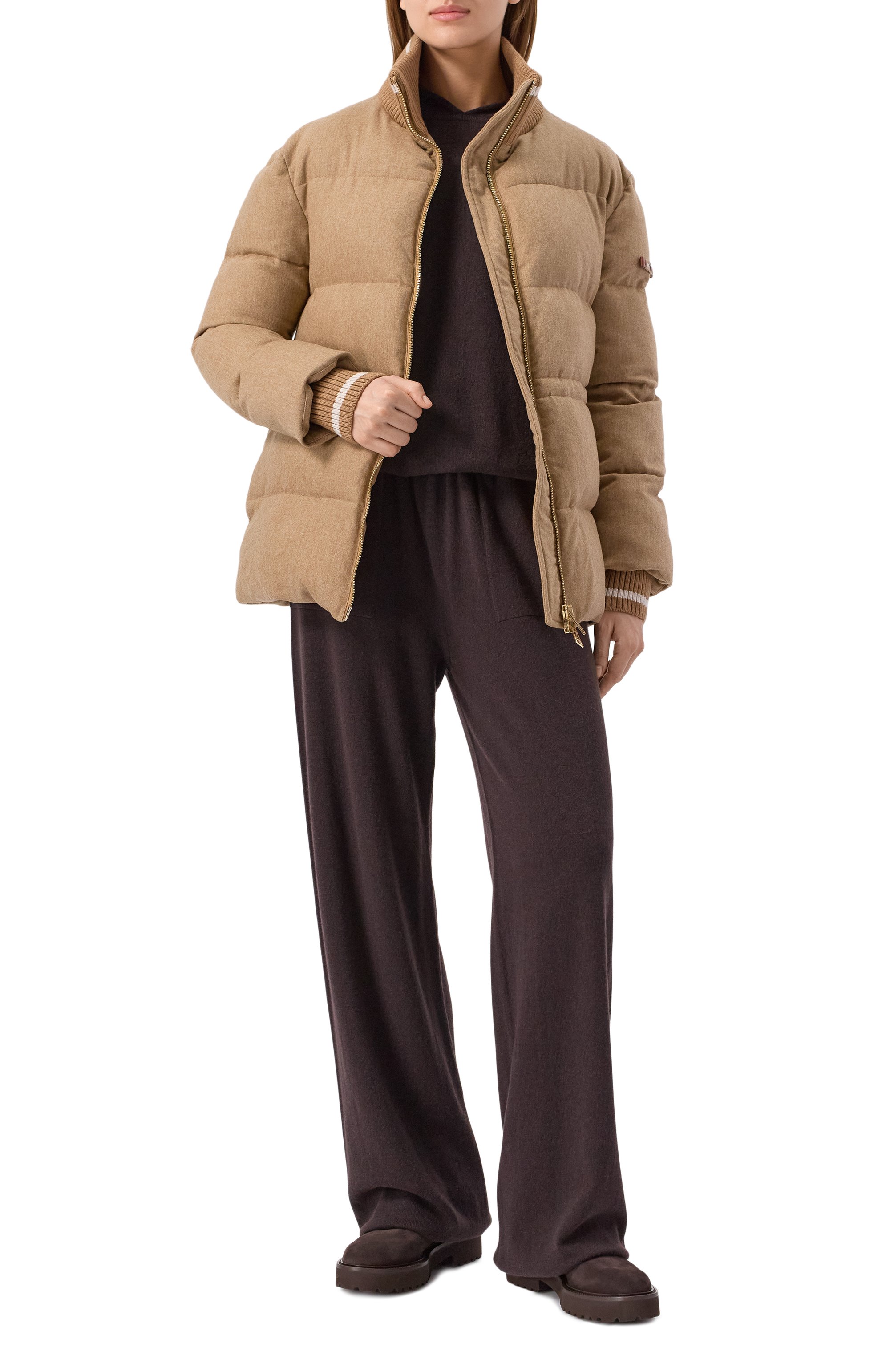 Шерстяной пуховик LORENA ANTONIAZZI светло-коричневого цвета по цене 186500 руб., арт. PI15B/4439, фото 2 Шерстяной пуховик LORENA ANTONIAZZI, арт. PI15B/4439, фото 2