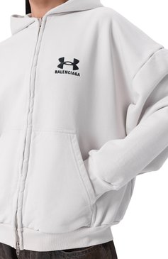 Мужского хлопковая толстовка balenciaga х under armour BALENCIAGA белого цвета, арт. 803264/TRVB8 | Фото 9 (Стили: Спорт-шик; Мужское Кросс-КТ: Толстовка-одежда; Региональные ограничения бел�ый список (Axapta Mercury): Не проставлено; Нос: Не проставлено; Материал внешний: Хлопок)