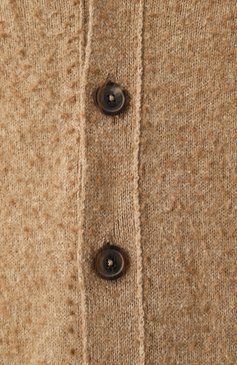 Мужского кардиган из шерсти и хлопка MAISON MARGIELA бежевого цвета, арт. S50HP0019/M13108 | Фото 6 (Материал внешний: Шерсть, Хлопок; Женское Кросс-КТ: Кардиган-одежда; Нос: Не проставлено; Мужское Кросс-КТ: Кардиган-одежда; Региональные ограничения белый список (Axapta Mercury): Не проставлено; Стили: Кэжуэл)