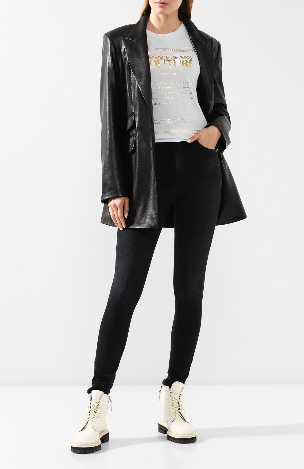 Хлопковая футболка VERSACE JEANS COUTURE белого цвета по цене 8910 руб., арт. B2HVA7T1-VDP608 48 F0IL/30320, фото 2 Хлопковая футболка VERSACE JEANS COUTURE, арт. B2HVA7T1-VDP608 48 F0IL/30320, фото 2