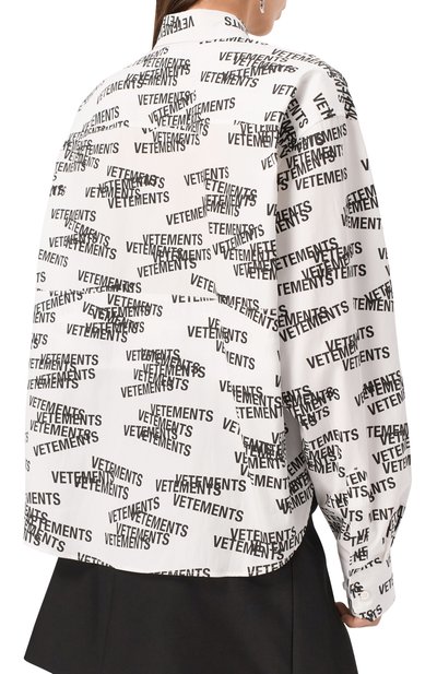 Хлопковая рубашка VETEMENTS черно-белого цвета по цене 99500 руб., арт. UE54SH260W, фото 4 Хлопковая рубашка VETEMENTS, арт. UE54SH260W, фото 4