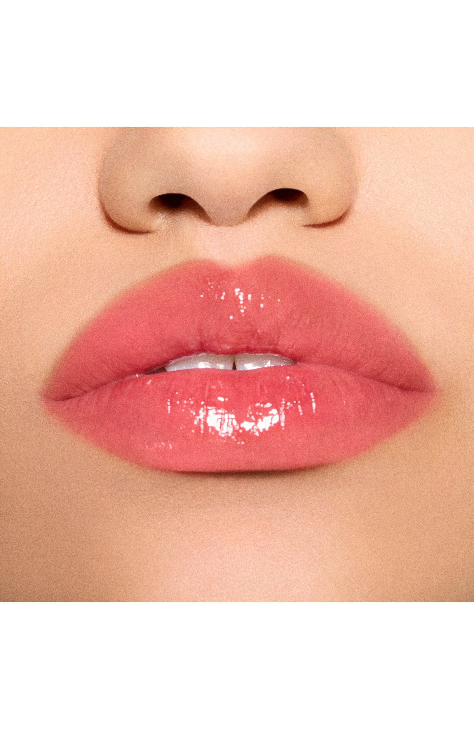 Тинт для губ lustreglass stainglass lip tint, оттенок xoxo (3ml) MAC цвета по цене 3250 руб., арт. SB47-08, фото 6 Тинт для губ lustreglass stainglass lip tint, оттенок xoxo (3ml) MAC, арт. SB47-08, фото 6