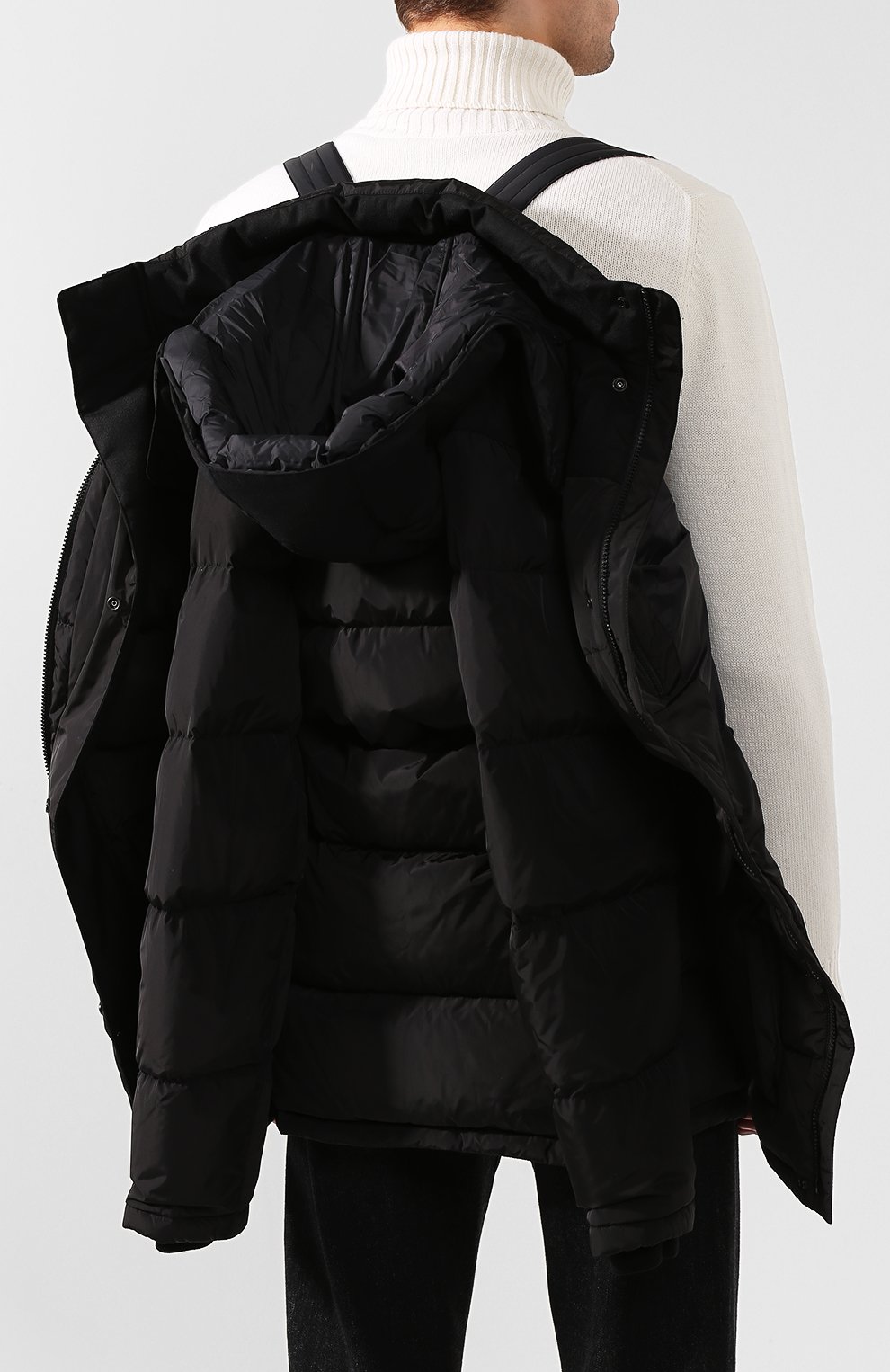 Пуховик ZEGNA черного цвета по цене 147500 руб., арт. VT020/ZZ224, фото 6 Пуховик ZEGNA, арт. VT020/ZZ224, фото 6