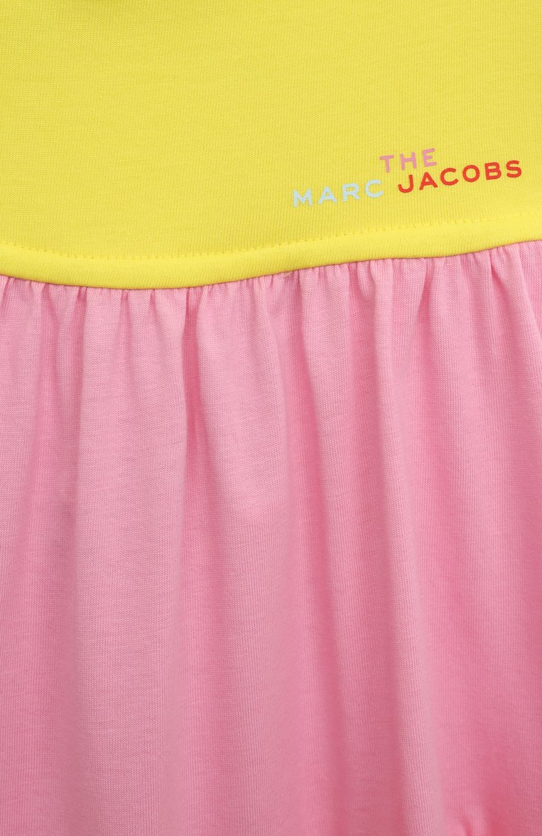 Детское хлопковое платье MARC JACOBS (THE) разноцветного цвета, арт. W12397 | Фото 3 (Рукава: Короткие; Материал внешний: Хлопок; Девочки Кросс-КТ: Платье-одежда; Случай: Повседневный; Региональные ограничения белый список (Axapta Mercury): Не проставлено; Ростовка одежда: 9 лет | 134 см, 12 лет | 152 см, 24 мес | 92 см, 3 года | 98 см, 4 года | 104 см, 5 лет | 110 см, 7 лет | 122 см)