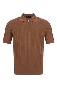 Коричневый