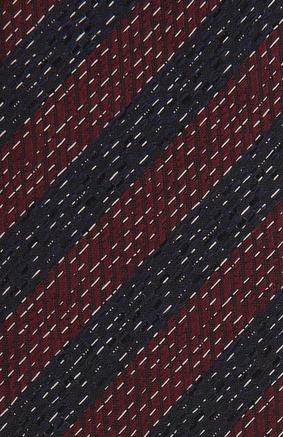 Шелковый галстук ZEGNA бордового цвета по цене 21400 руб., арт. Z2D25T/1UM, фото 4 Шелковый галстук ZEGNA, арт. Z2D25T/1UM, фото 4