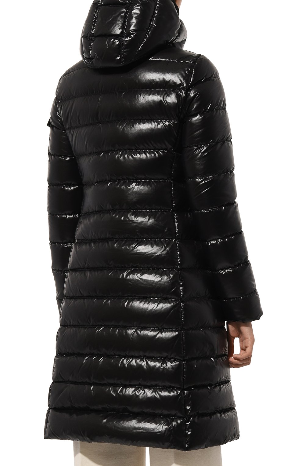Пуховик moka MONCLER черного цвета по цене 160000 руб., арт. 1C513-00-68950, фото 4 Пуховик moka MONCLER, арт. 1C513-00-68950, фото 4