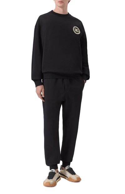 Хлопковый свитшот DOLCE & GABBANA черного цвета по цене 78450 руб., арт. G9AHSZ/G7PZG, фото 2 Хлопковый свитшот DOLCE & GABBANA, арт. G9AHSZ/G7PZG, фото 2