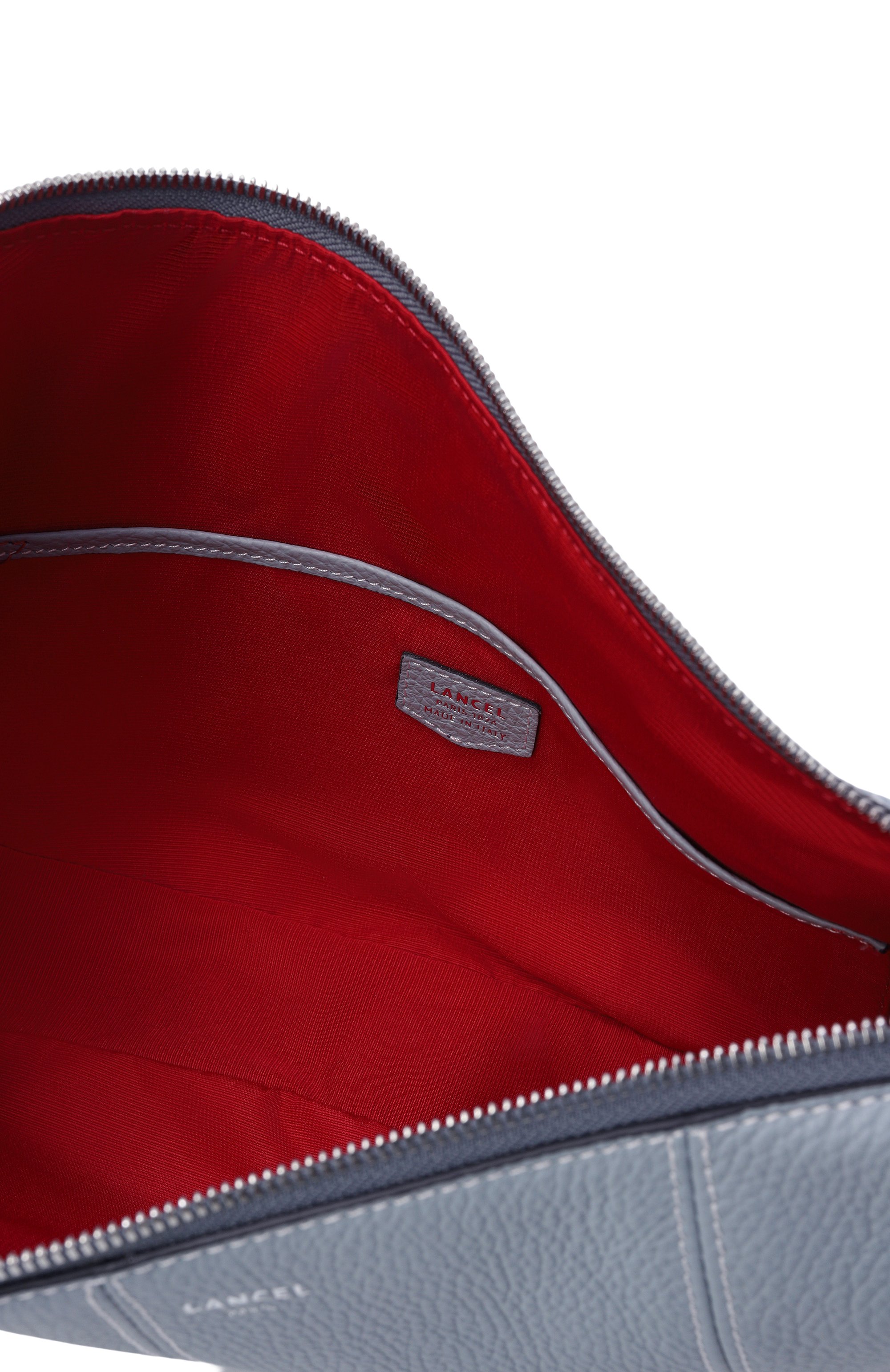 Сумка victoire LANCEL светло-голубого цвета по цене 56500 руб., арт. A13993, фото 5 Сумка victoire LANCEL, арт. A13993, фото 5