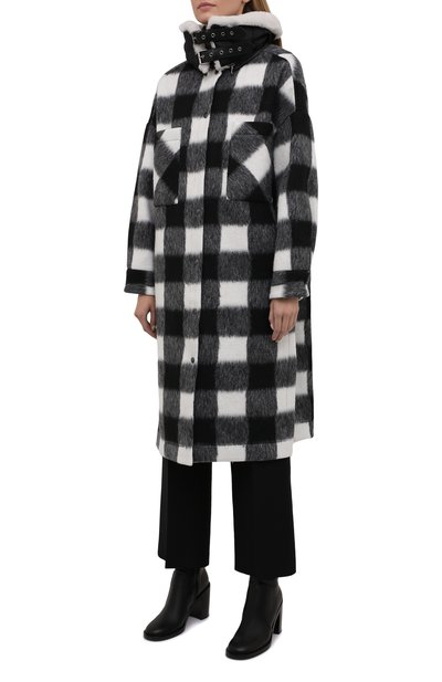 Пальто FORTE DEI MARMI COUTURE черно-белого цвета по цене 68200 руб., арт. 21WF1509, фото 3 Пальто FORTE DEI MARMI COUTURE, арт. 21WF1509, фото 3