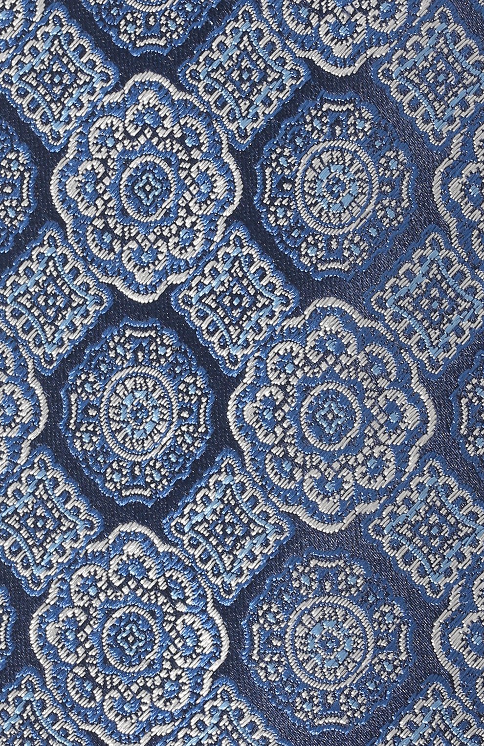 Шелковый галстук CANALI синего цвета по цене 14650 руб., арт. 18/HJ03473, фото 4 Шелковый галстук CANALI, арт. 18/HJ03473, фото 4