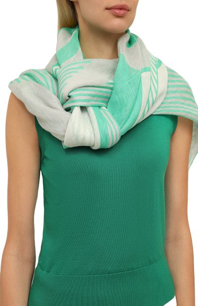 Льняная шаль GIORGIO ARMANI зеленого цвета по цене 49950 руб., арт. GW000095/AF10161, фото 2 Льняная шаль GIORGIO ARMANI, арт. GW000095/AF10161, фото 2