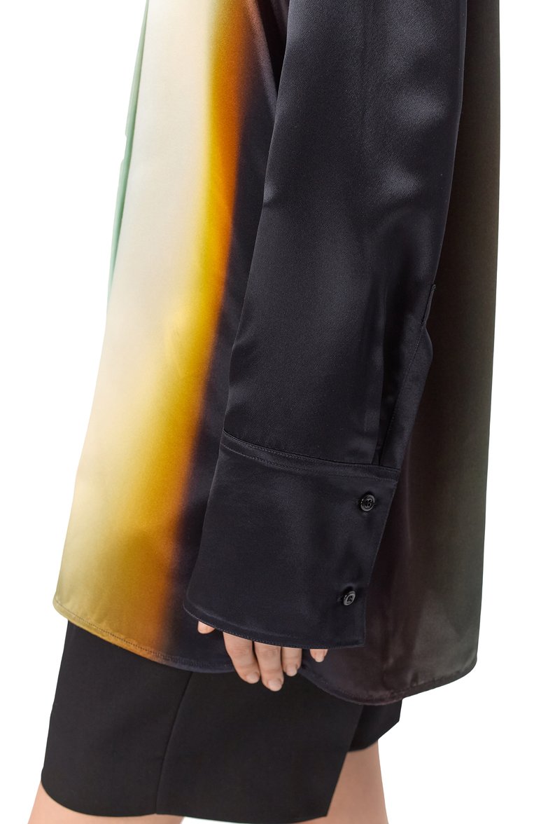 Женская атласная блузка JIL SANDER разноцветного цвета, арт. J01NC0160-J65303 | Фото 5 (Рукава: Длинные; Длина (для топов): Удлиненные; Материал внешний: Вискоза; Стили: Минимализм; Принт: Без принта; Женское Кросс-КТ: Блуза-одежда; Автоматизация состава: Проставлено; Автоматизация ТО: Проставлено)