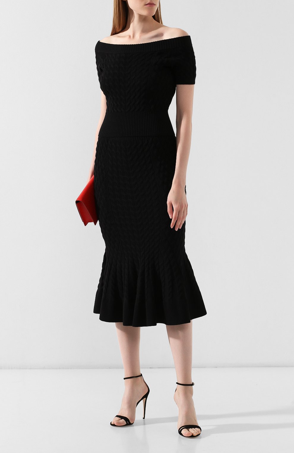 Шерстяной топ ALEXANDER MCQUEEN черного цвета по цене 77150 руб., арт. 585180/Q1AB0, фото 2 Шерстяной топ ALEXANDER MCQUEEN, арт. 585180/Q1AB0, фото 2