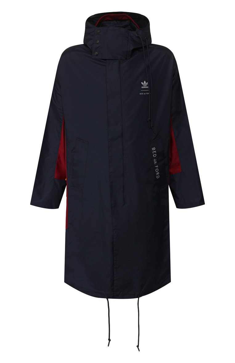 Мужской плащ adidas originals x bed j.w. ford ADIDAS ORIGINALS темно-синего цвета, арт. FI8835 | Фото 1 (Материал внешний: Синтетический материал; Длина (верхняя одежда): До колена; Рукава: Длинные; Мужское Кросс-КТ: Верхняя одежда, Плащ-верхняя одежда; Стили: Спорт-шик)