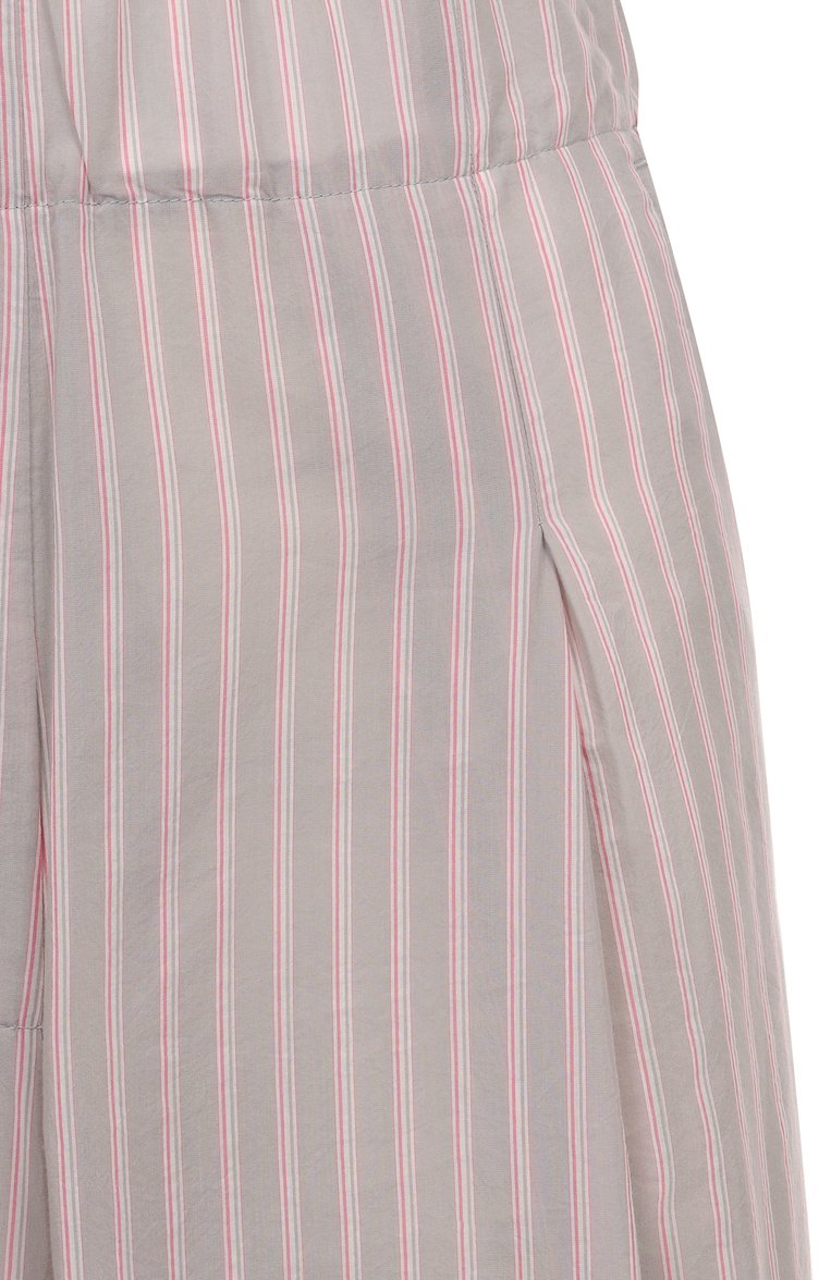 Женские брюки DRIES VAN NOTEN серого цвета, арт. 251-010909-1524 | Фото 6 (Материал внешний: Хлопок, Вискоза; Автоматизация состава: Проставлено; Длина (брюки, джинсы): Стандартные; Автоматизация ТО: Проставлено; Женское Кросс-КТ: Брюки-одежда; Кросс-КТ: костюм; Силуэт Ж (брюки и джинсы): Широкие; Стили: Классический)