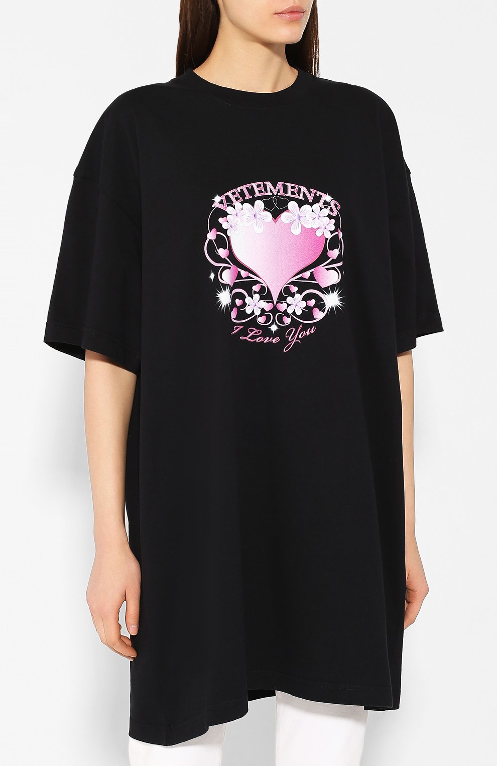Хлопковая футболка VETEMENTS черного цвета по цене 29350 руб., арт. UAH20TR658/W, фото 3 Хлопковая футболка VETEMENTS, арт. UAH20TR658/W, фото 3