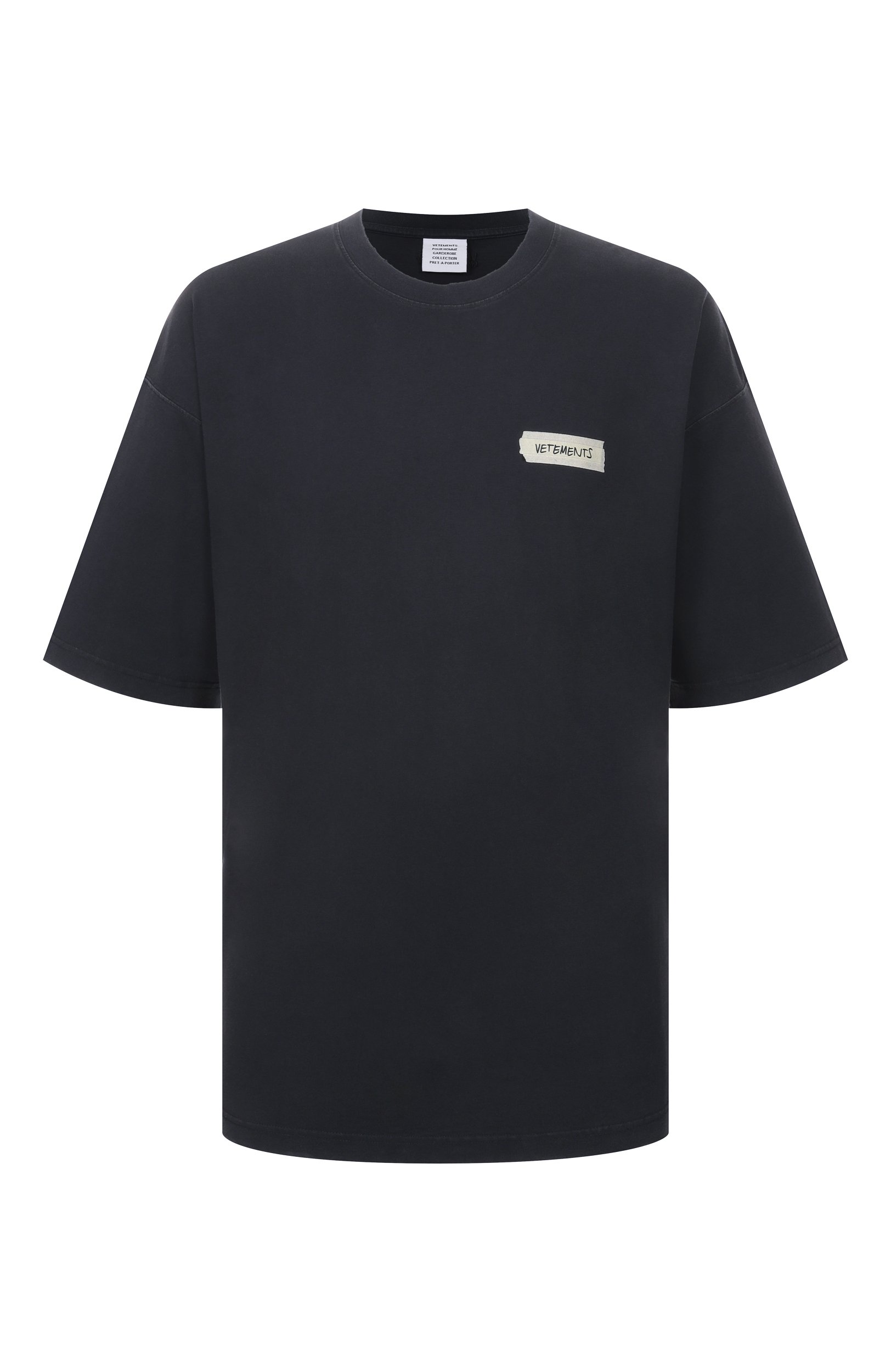 Хлопковая футболка VETEMENTS черного цвета по цене 69950 руб., арт. MH27TR146B, фото 1 Хлопковая футболка VETEMENTS, арт. MH27TR146B, фото 1