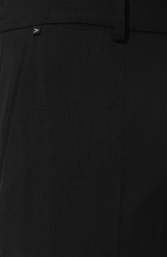 Мужские брюки BOSS черного цвета, арт. 50509556 | Фото 5 (Материал внешний: Шерсть, Синтетический материал; Длина (брюки, джинсы): Стандартные; Материал сплава: Проставлено; Стили: Классический; Случай: Формальный; Драгоценные камни: Проставлено)