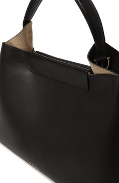 Женская сумка elieze medium REE PROJECTS черного цвета, арт. AW22/ELIEZMED1SC | Фото 3 (Ремень/цепочка: На ремешке; Материал: Натуральная кожа; Сумки-технические: Сумки top-handle; Размер: medium; Драгоценные камни: Проставлено; Материал сплава: Проставлено)
