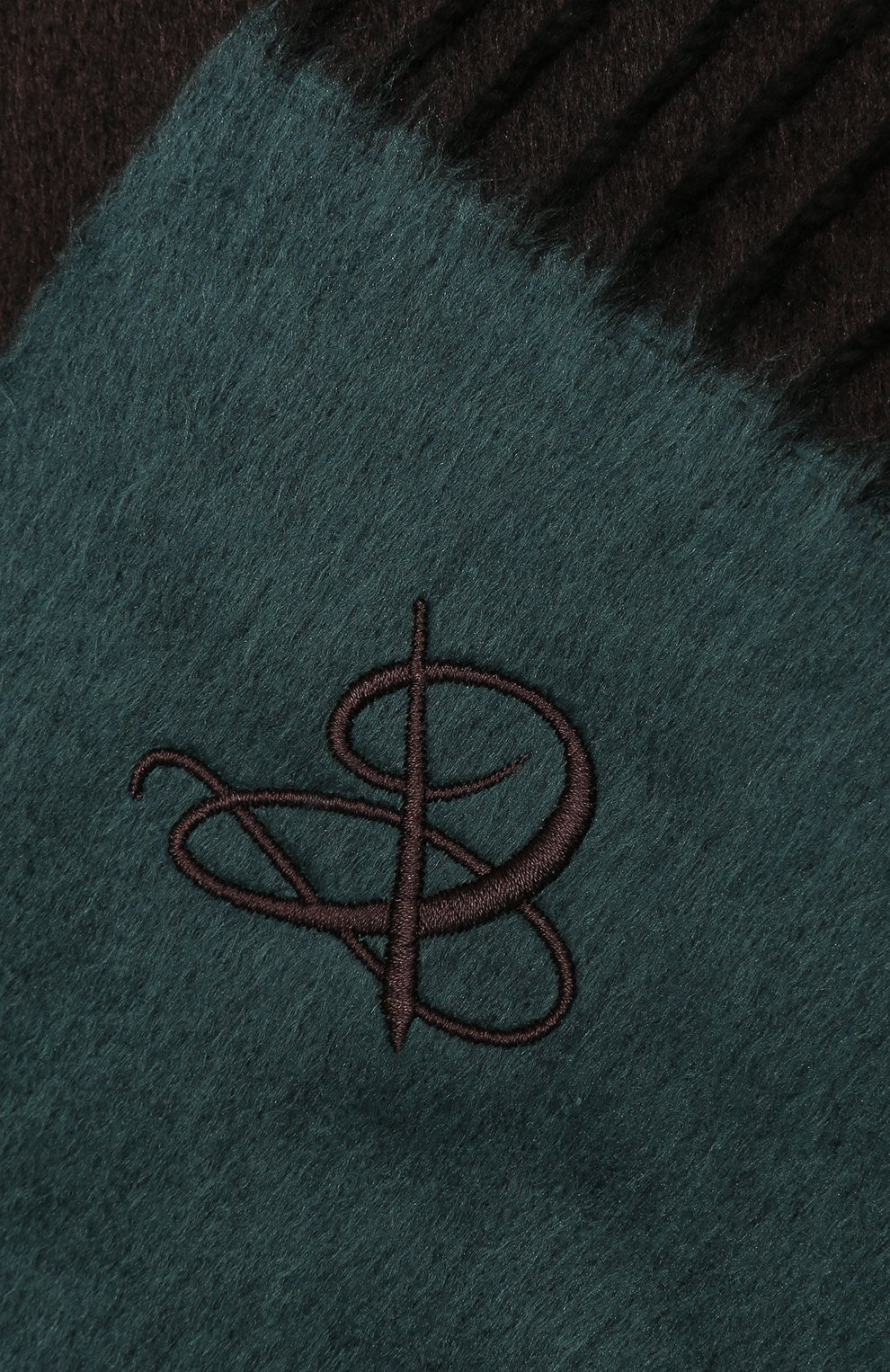 Шарф из смеси шелка и кашемира CANALI зеленого цвета по цене 27700 руб., арт. 06/MF00016, фото 2 Шарф из смеси шелка и кашемира CANALI, арт. 06/MF00016, фото 2