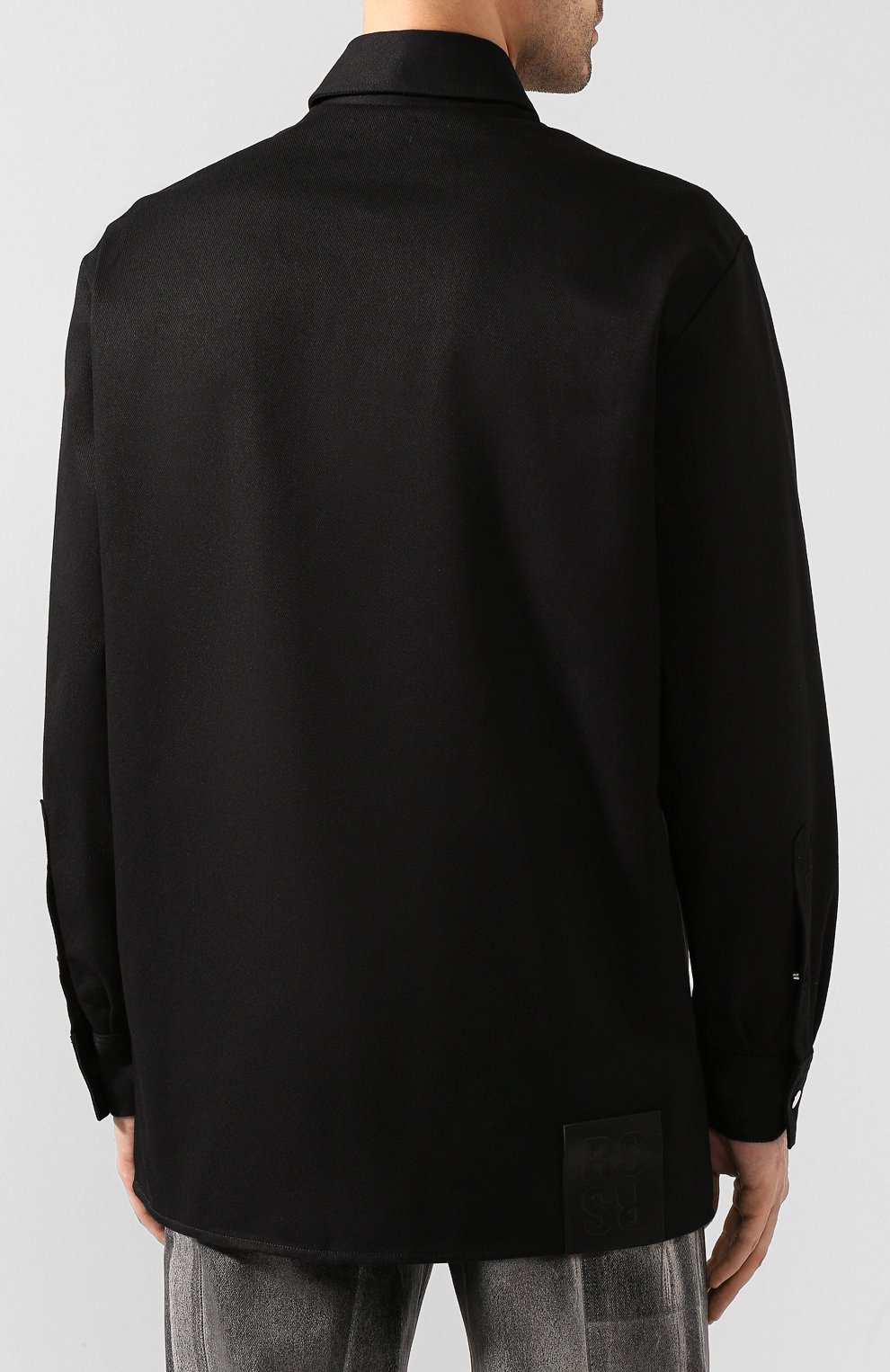 Джинсовая рубашка RAF SIMONS черного цвета по цене 62200 руб., арт. 201-242-10130, фото 4 Джинсовая рубашка RAF SIMONS, арт. 201-242-10130, фото 4