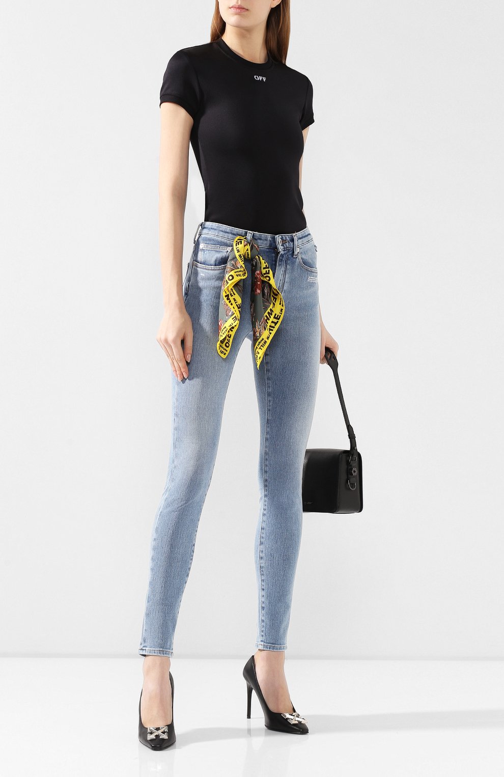 Джинсы OFF-WHITE голубого цвета по цене 67100 руб., арт. 0WYA003E19E950778700, фото 2 Джинсы OFF-WHITE, арт. 0WYA003E19E950778700, фото 2