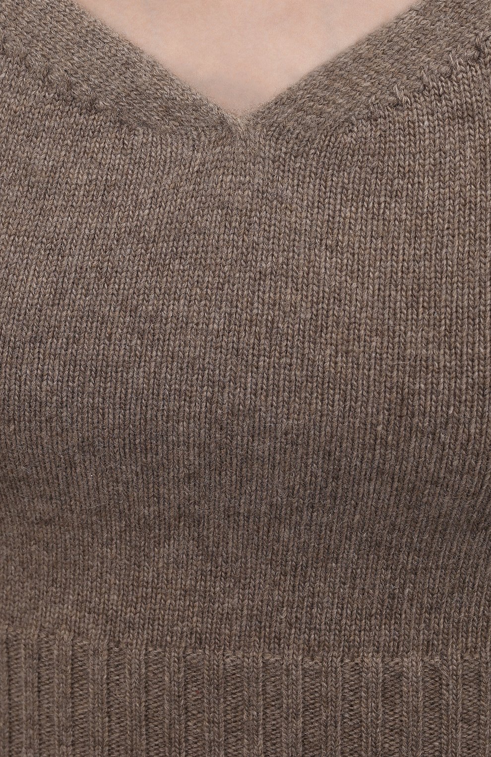 Топ из шерсти и кашемира LOW CLASSIC бежевого цвета по цене 22650 руб., арт. L0W21FW_KN01LK, фото 5 Топ из шерсти и кашемира LOW CLASSIC, арт. L0W21FW_KN01LK, фото 5