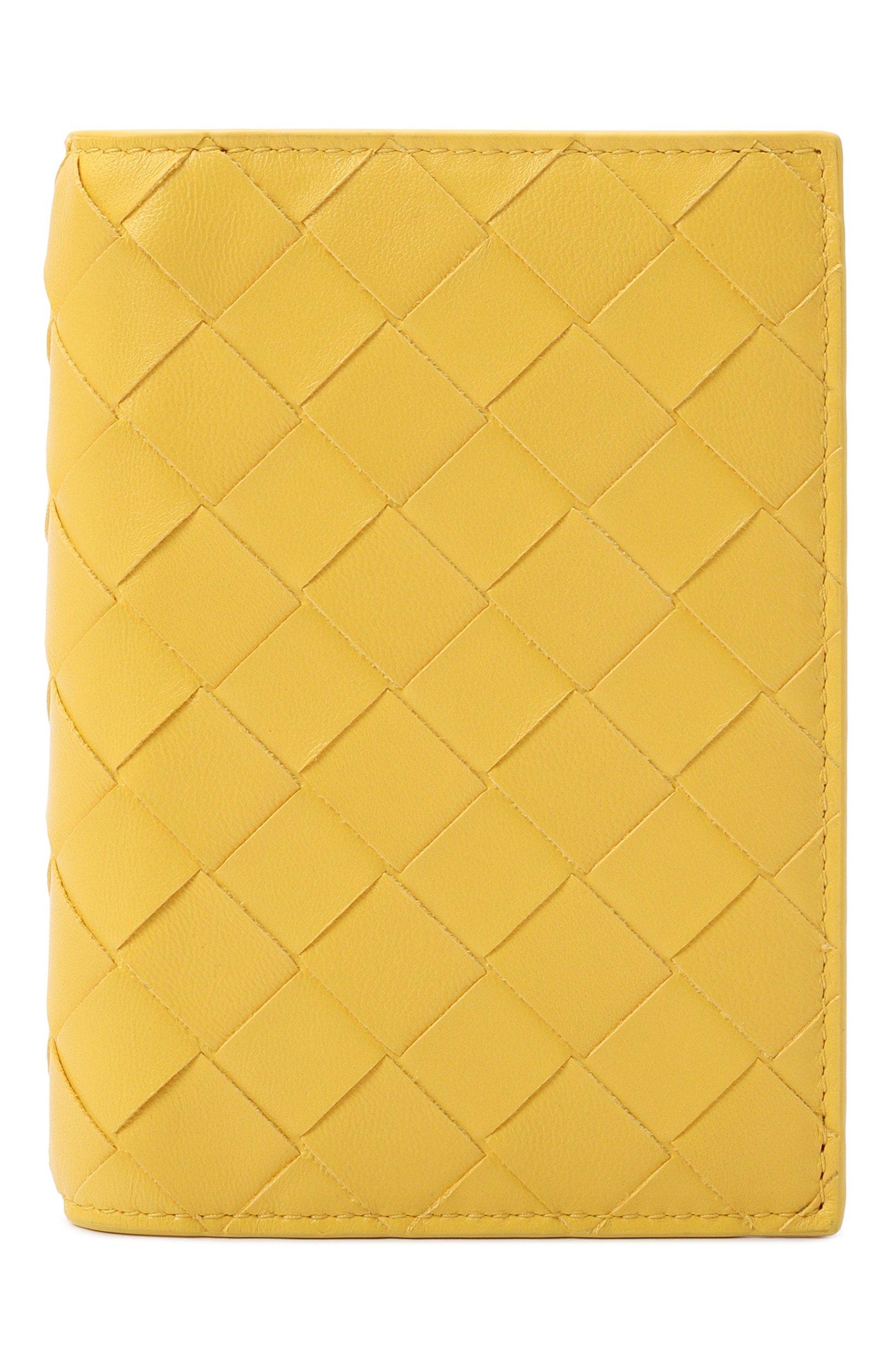 Кожаная обложка для паспорта BOTTEGA VENETA желтого цвета по цене 59950 руб., арт. 749954/VCPP2, фото 1 Кожаная обложка для паспорта BOTTEGA VENETA, арт. 749954/VCPP2, фото 1