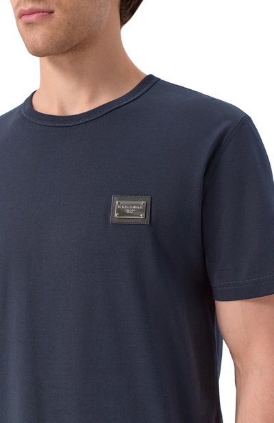 Хлопковая футболка DOLCE & GABBANA темно-синего цвета по цене 45950 руб., арт. G8PT1T/G7P1B, фото 5 Хлопковая футболка DOLCE & GABBANA, арт. G8PT1T/G7P1B, фото 5