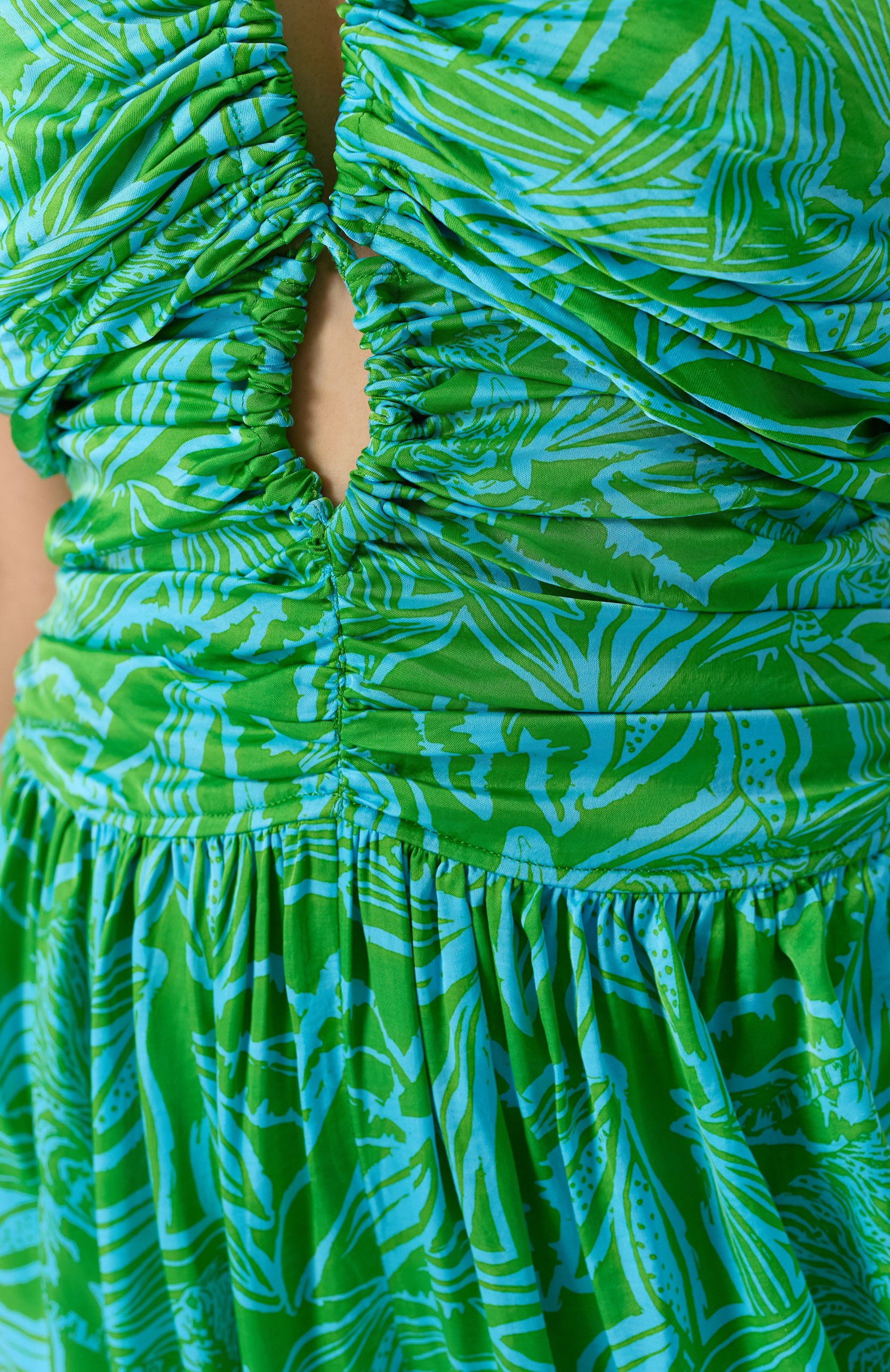 Комбинезон из вискозы POUPETTE ST BARTH зеленого цвета по цене 49250 руб., арт. W5CR250GPET, фото 5 Комбинезон из вискозы POUPETTE ST BARTH, арт. W5CR250GPET, фото 5