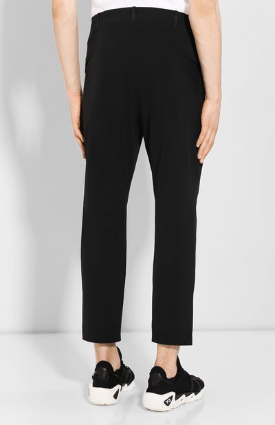 Брюки KAZUYUKI KUMAGAI черного цвета по цене 49550 руб., арт. AP01-213, фото 4 Брюки KAZUYUKI KUMAGAI, арт. AP01-213, фото 4