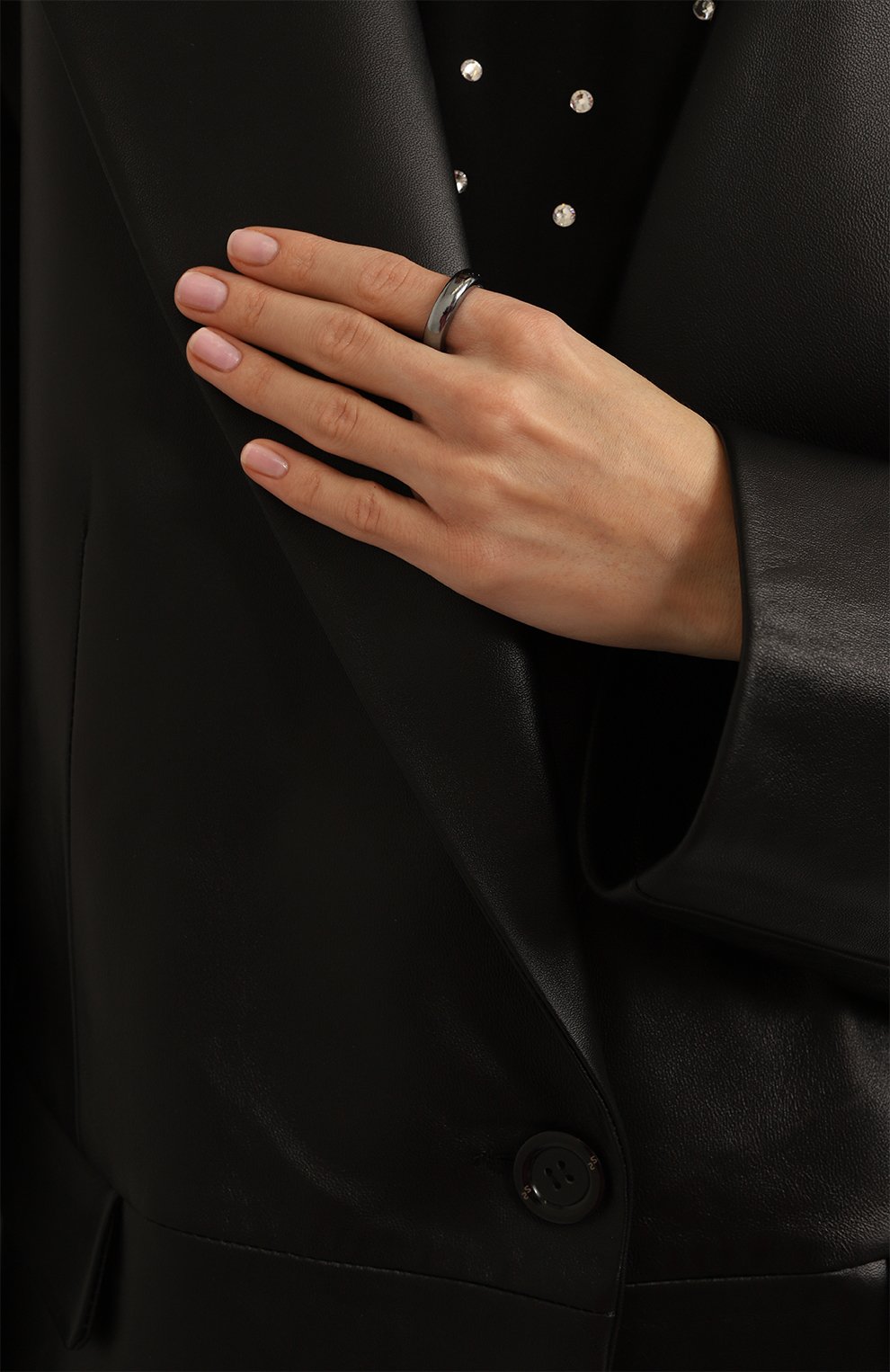 Кольцо MIDGARD PARIS серебряного цвета по цене 4500 руб., арт. 5714чс, фото 2 Кольцо MIDGARD PARIS, арт. 5714чс, фото 2