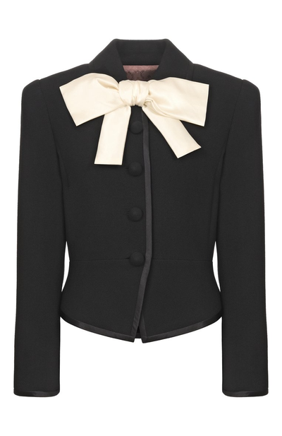 Жакеты и костюмы