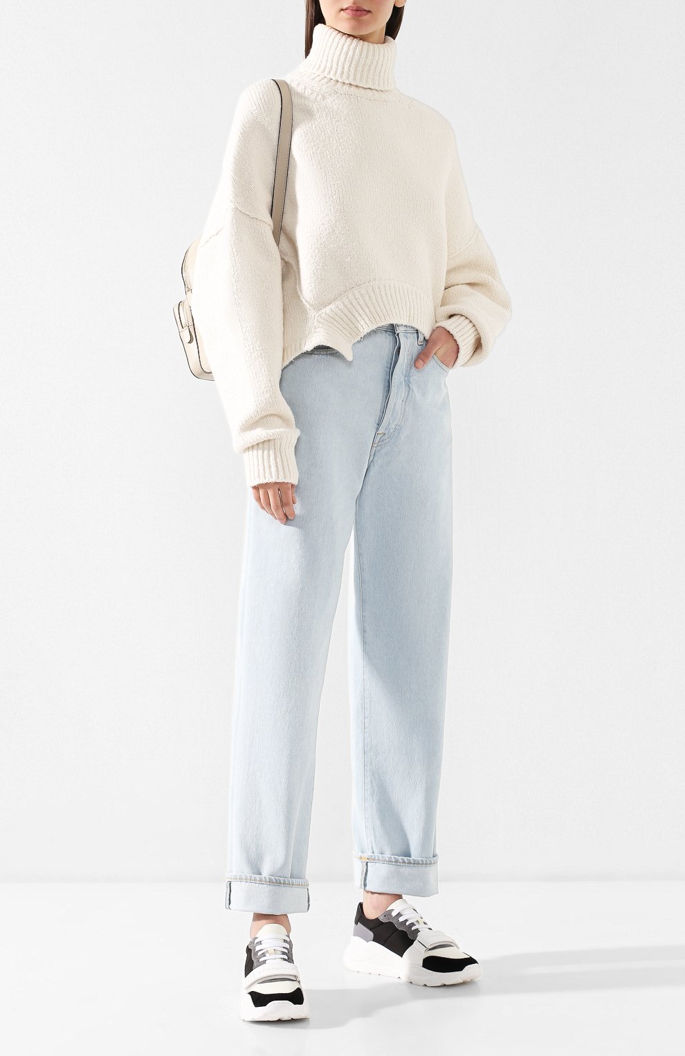 Пуловер из смеси хлопка и шерсти GOLDEN GOOSE DELUXE BRAND белого цвета по цене 45300 руб., арт. G34WP081.A2, фото 2 Пуловер из смеси хлопка и шерсти GOLDEN GOOSE DELUXE BRAND, арт. G34WP081.A2, фото 2