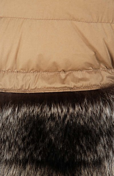 Пуховый жилет с капюшоном и меховой отделкой MONCLER, арт. B2-093-48813-10-54012, фото 5