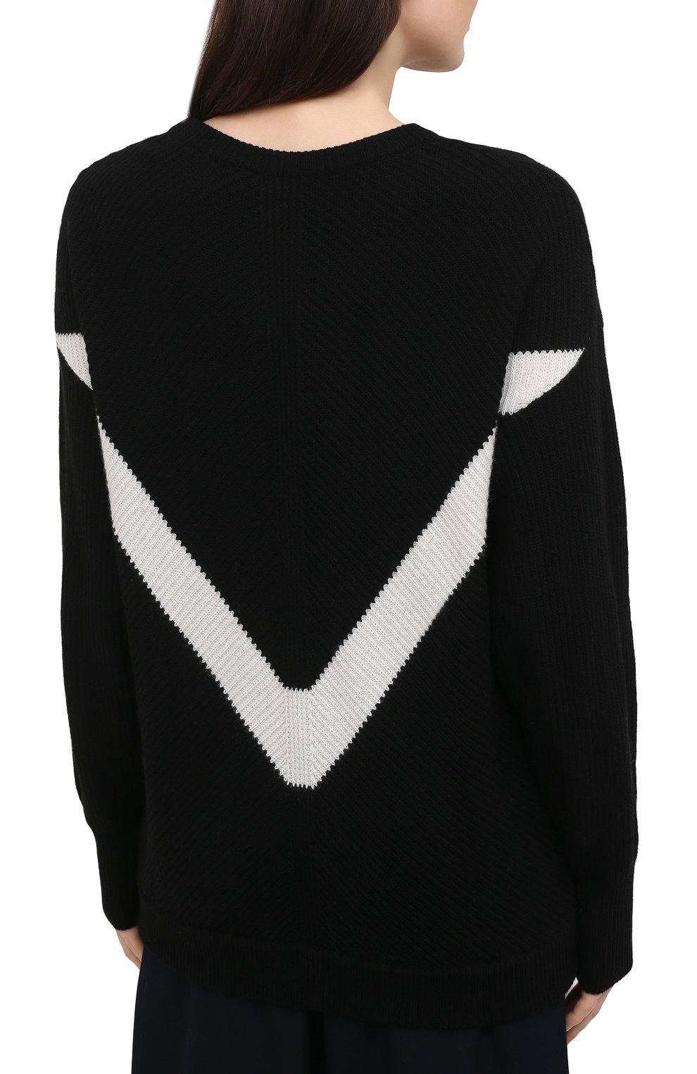 Свитер REDVALENTINO черного цвета по цене 55150 руб., арт. VR3KC06D/5NF, фото 4 Свитер REDVALENTINO, арт. VR3KC06D/5NF, фото 4