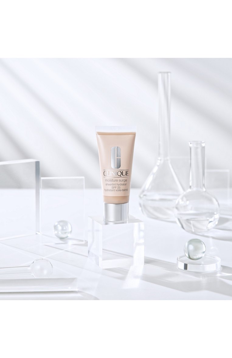 Увлажняющий тональный крем moisture surge tinted spf 25, оттенок light medium (40ml) CLINIQUE, арт. KEX9-03, фото 1